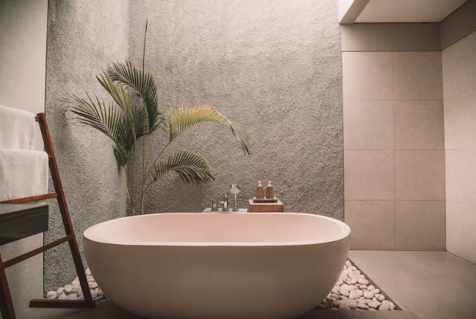 Things to Know Before Replacing a Bathtub in Your Home